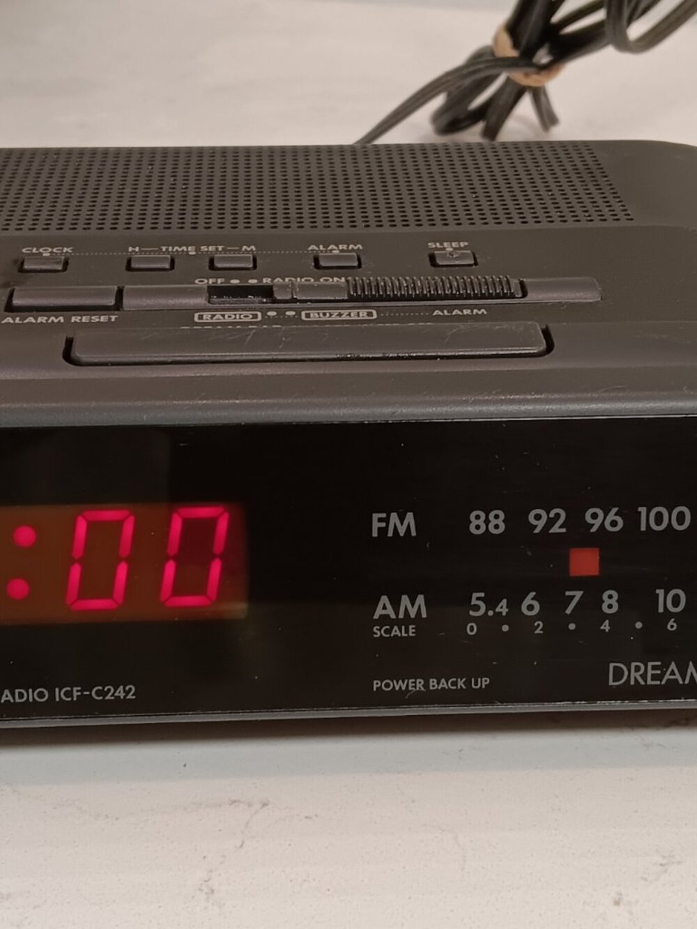 Vintage Sony Alarm Clock AM/FM Radio - ICF-C242 - Black